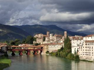 Ufficio in affitto a bassano del grappa viale armando diaz, 55