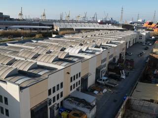 Capannone industriale in vendita a livorno 