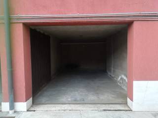 Garage in vendita a legnano via arrigo boito, 4