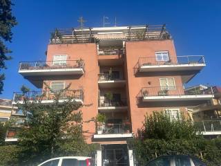 Appartamento in affitto a roma via nostra signora di lourdes, 41