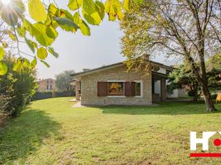 Villa in vendita a botticino via scalvini giovita, 20