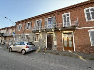 Casa indipendente in vendita a villafranca d'asti regione borgovecchio 18