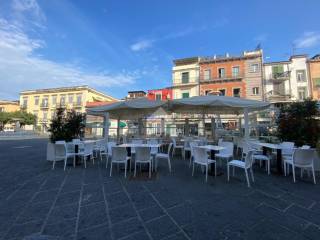 Negozio in vendita a pozzuoli corso della repubblica