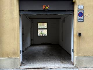 Garage in affitto a modena corso vittorio emanuele ii