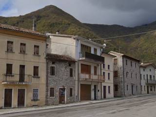 Appartamento all'asta a cison di valmarino piazza della vittoria, 48