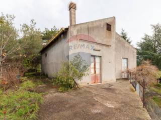 Villa in vendita a belpasso strada provinciale 120, s.n.