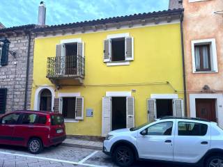 Casa indipendente in vendita a luogosanto garibaldi, 18