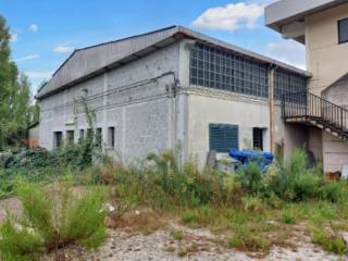 Capannone industriale all'asta a gambassi terme via guglielmo marconi