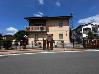 Casa indipendente in vendita a sarzana via dei molini, 23