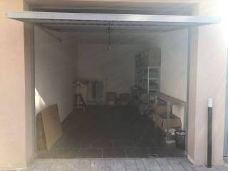 Garage in affitto a milano via vilfredo pareto, 13