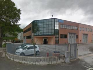 Capannone industriale all'asta a fabriano via giuliano ceresani