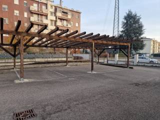 Posto auto in affitto a corbetta via alfonso la marmora, 16