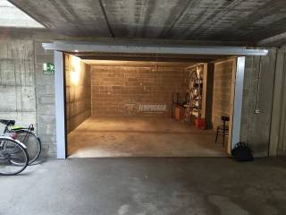 Garage in vendita a brugherio via santa clotilde