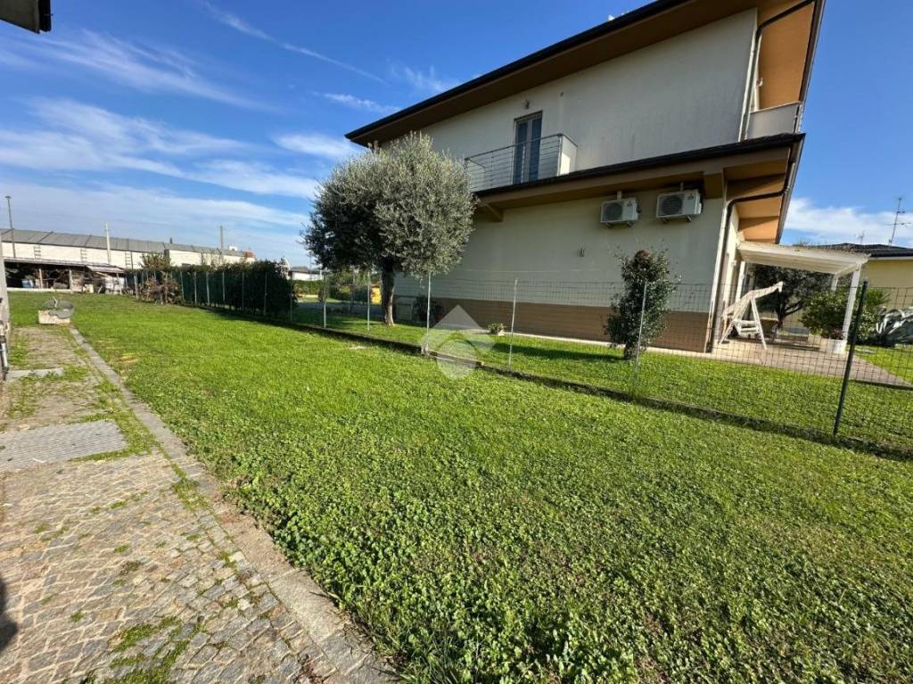 immagine annuncio 12 di 13