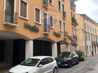 Ufficio in vendita a bassano del grappa via orazio marinali, 52