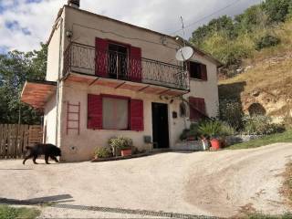 Villa in vendita a belmonte in sabina strada provinciale turanese