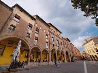 Bar in vendita a bologna via santo stefano