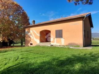 Casa indipendente in vendita a vico nel lazio via colle