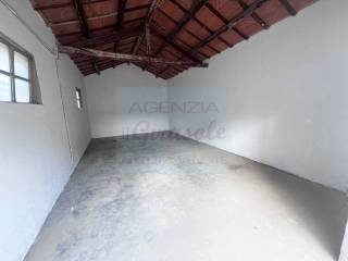 Garage in affitto ad alba adriatica via ascolana, 46