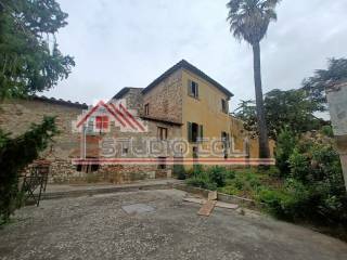 Casa indipendente in vendita a bagno a ripoli via ubaldino peruzzi