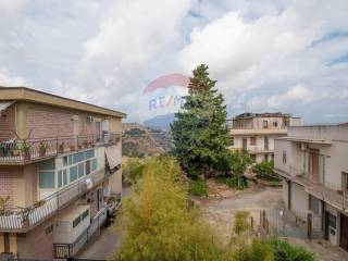 Appartamento in vendita a caltagirone via trapani, 18