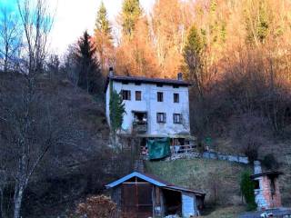 Rustico in vendita a seren del grappa località avien