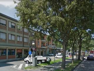 Negozio in affitto a reggio nell'emilia viale timavo