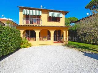 Villa in affitto a forte dei marmi duca degli abruzzi