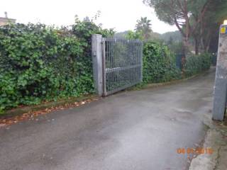 Garage in affitto a firenze via reginaldo giuliani