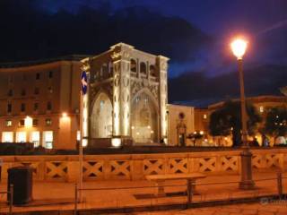 Negozio in affitto a lecce piazza sant'oronzo