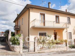 Villa a schiera in vendita a montepulciano via del benvenuto, 3