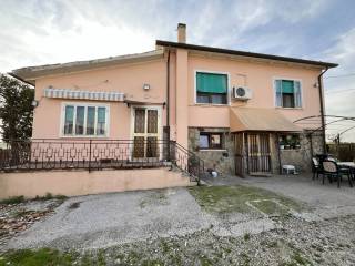 Villa in vendita ad adria località montefalche