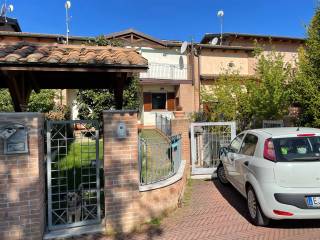 Villa a schiera in vendita a marsciano via parco dei pini