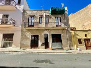 Casa indipendente in vendita a castellammare del golfo via generale michele di gaetano