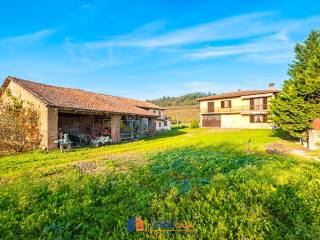 Cascina in vendita a novello località piano, 22