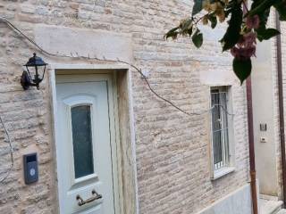 Casa indipendente in in affitto da privato a fermo via de rossellis, 5