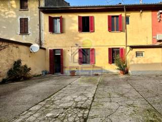 Casa indipendente in vendita a soresina via gabriele d'annunzio 11