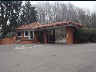 Villa all'asta a correzzana via principale, 11, 20856 correzzana mb, italia