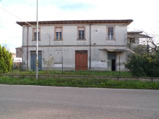 Casa indipendente in vendita a fiscaglia via travaglio, 162