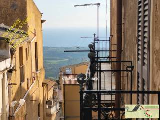 Appartamento in vendita ad agrigento via duomo