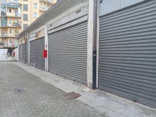 Garage in vendita a torino corso francia, 123