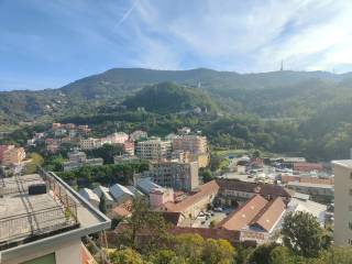 Appartamento in vendita a genova via dei carpentieri, 42