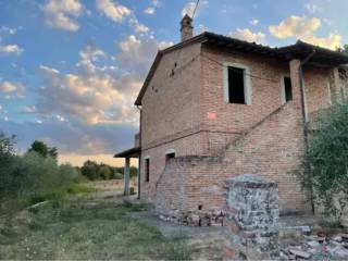 Casale in vendita a castiglione del lago strada provinciale di petrignano del lago ii tratto