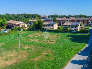 Terreno residenziale in vendita a montecchio emilia via gondar