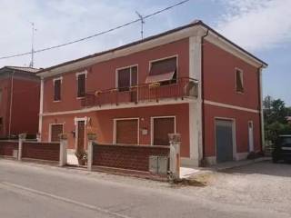 Casa indipendente in vendita a fano via fanella