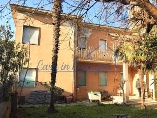 Villa a schiera in vendita a rimini via cairoli