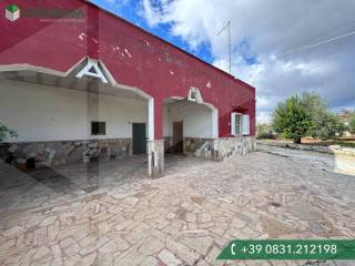 Villa in vendita a ostuni contrada corvetta