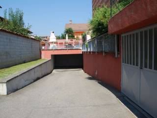 Garage in affitto a piobesi torinese via torino