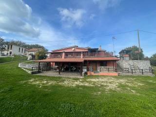 Villa in vendita a rocca sinibalda strada provinciale turanese