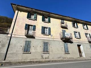 Casa indipendente in vendita a calasca-castiglione località gurva, 10